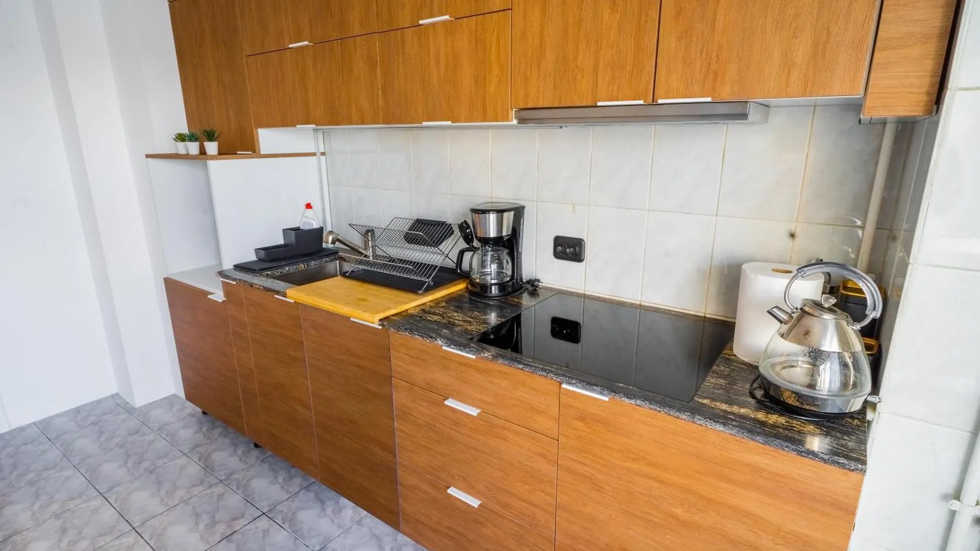 Central Apartment With Skyline View Bucharest