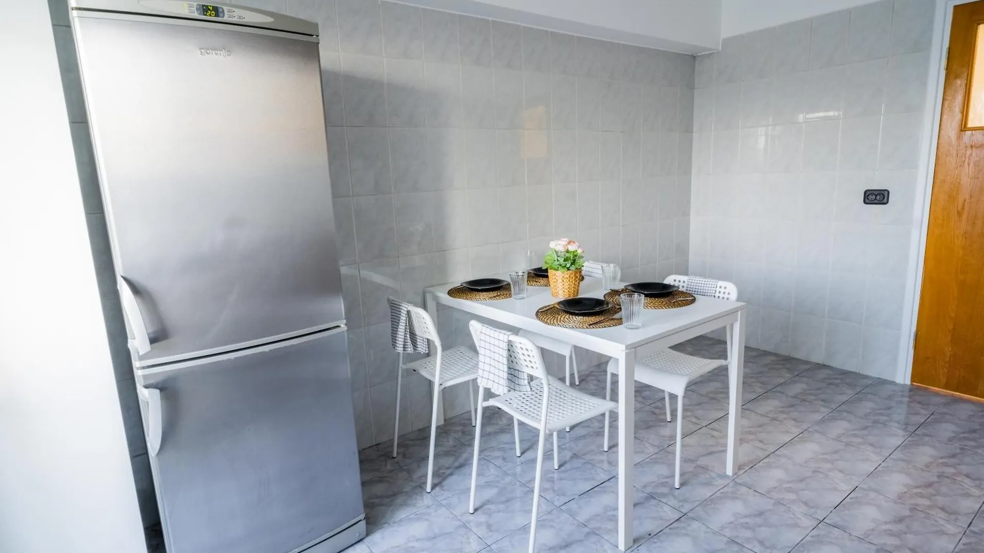 Central Apartment With Skyline View Bucharest
