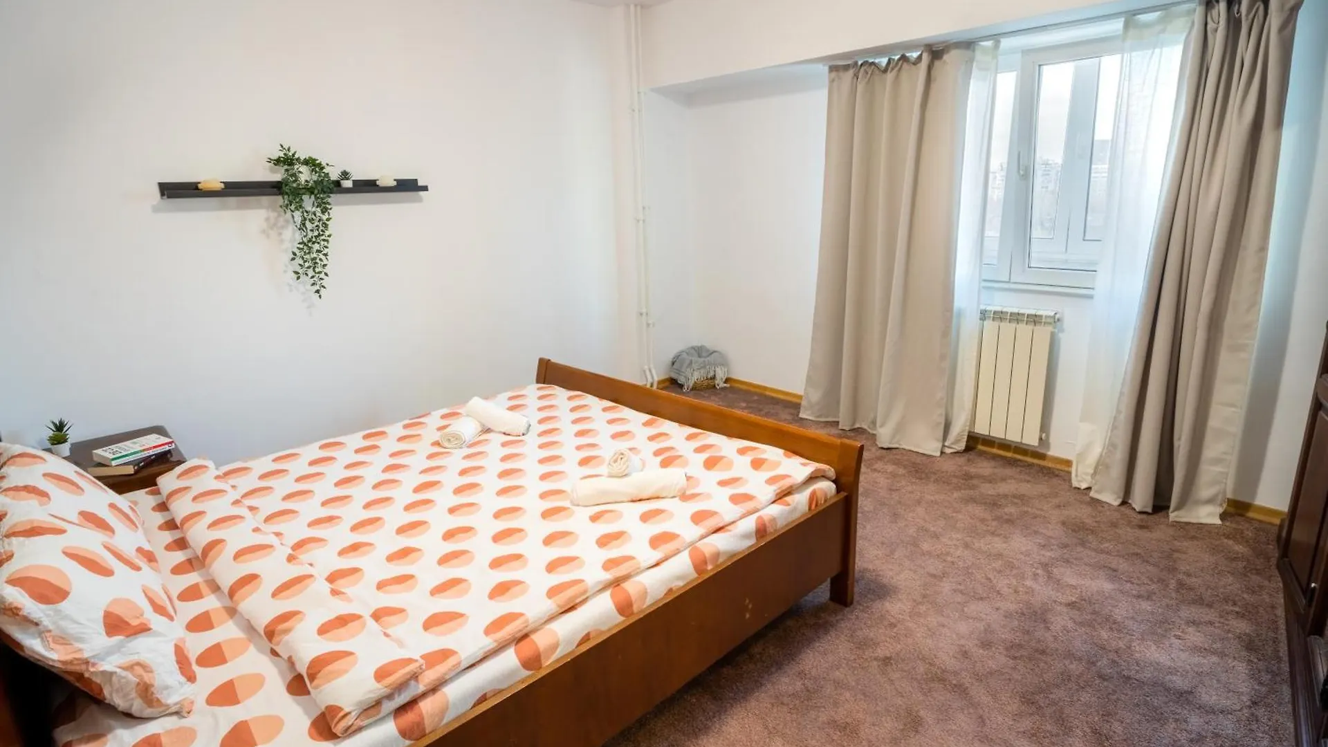Central Apartment With Skyline View Bucharest